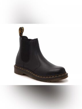 Dr. Martens Black 2976 Chelsea Boot